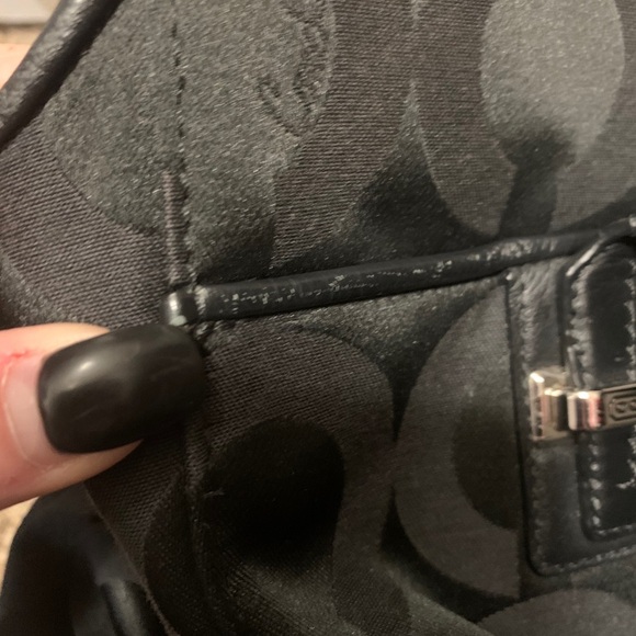 Coach Logo Shoulder Bag - Picture 7 of 13